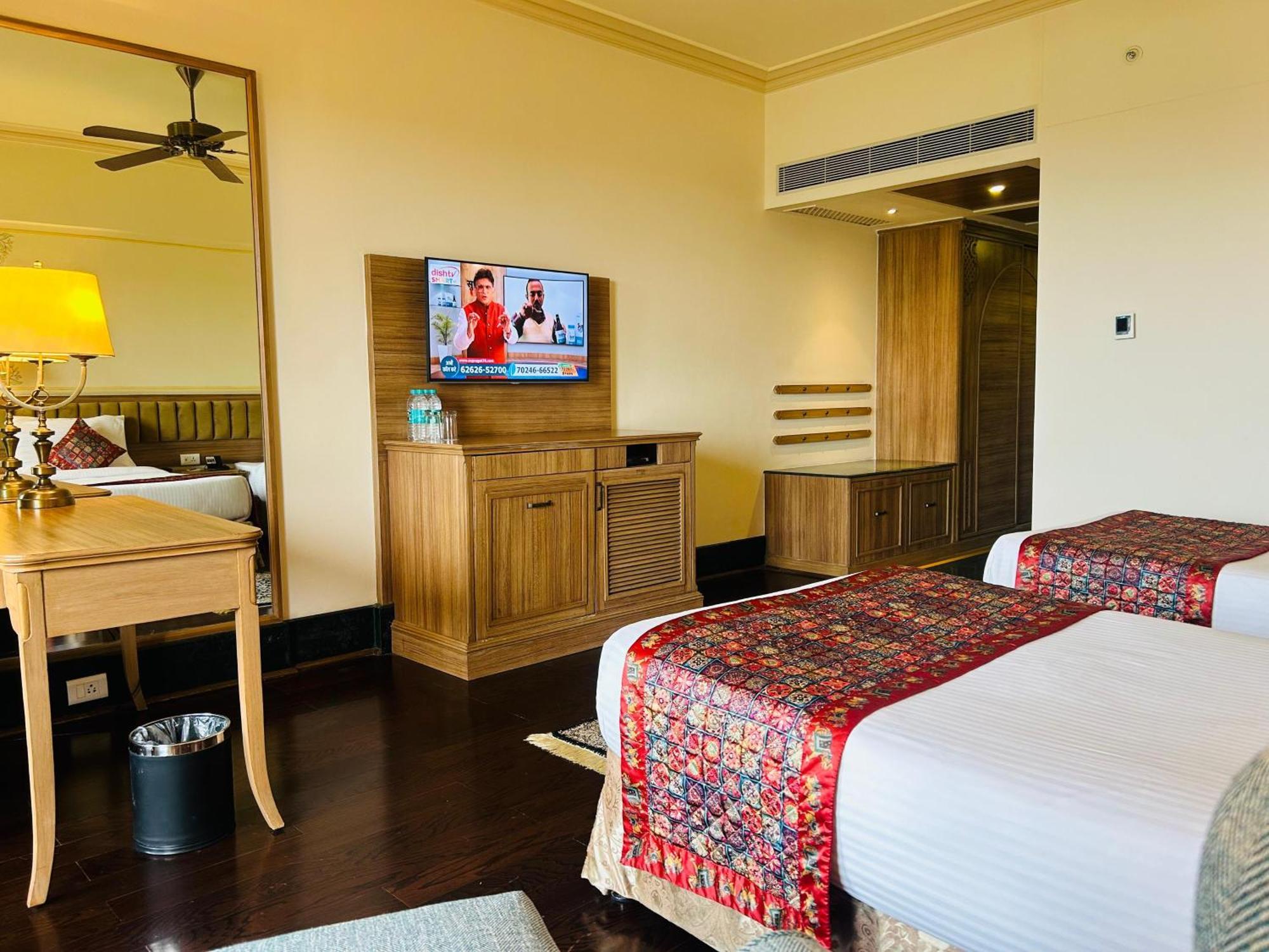 Indana Palace Dźajpur Zewnętrze zdjęcie