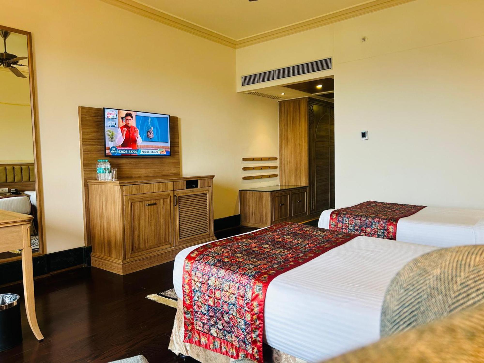 Indana Palace Dźajpur Zewnętrze zdjęcie
